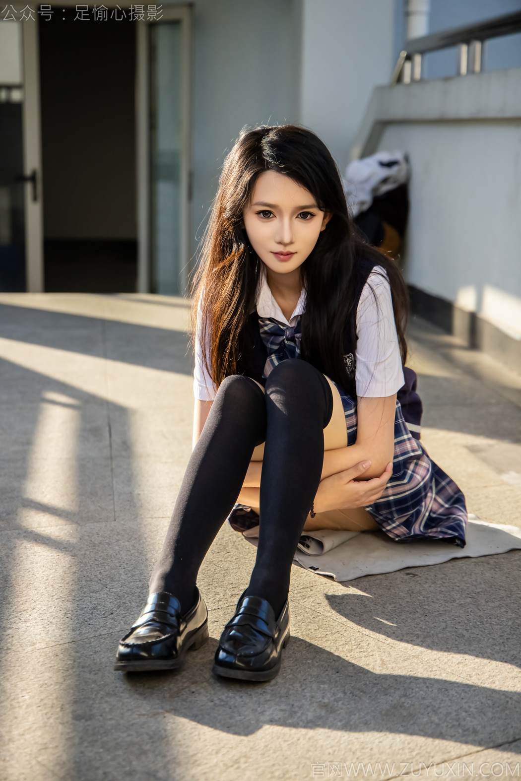 图片[14]-足愉心 NO.019 果酱（搭配：JK制服、小皮鞋、黑色丝袜、肉色打底裤）[73P] – 速更版-美库