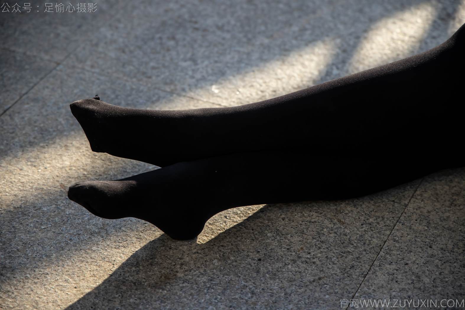 图片[18]-足愉心 NO.019 果酱（搭配：JK制服、小皮鞋、黑色丝袜、肉色打底裤）[73P] – 速更版-美库