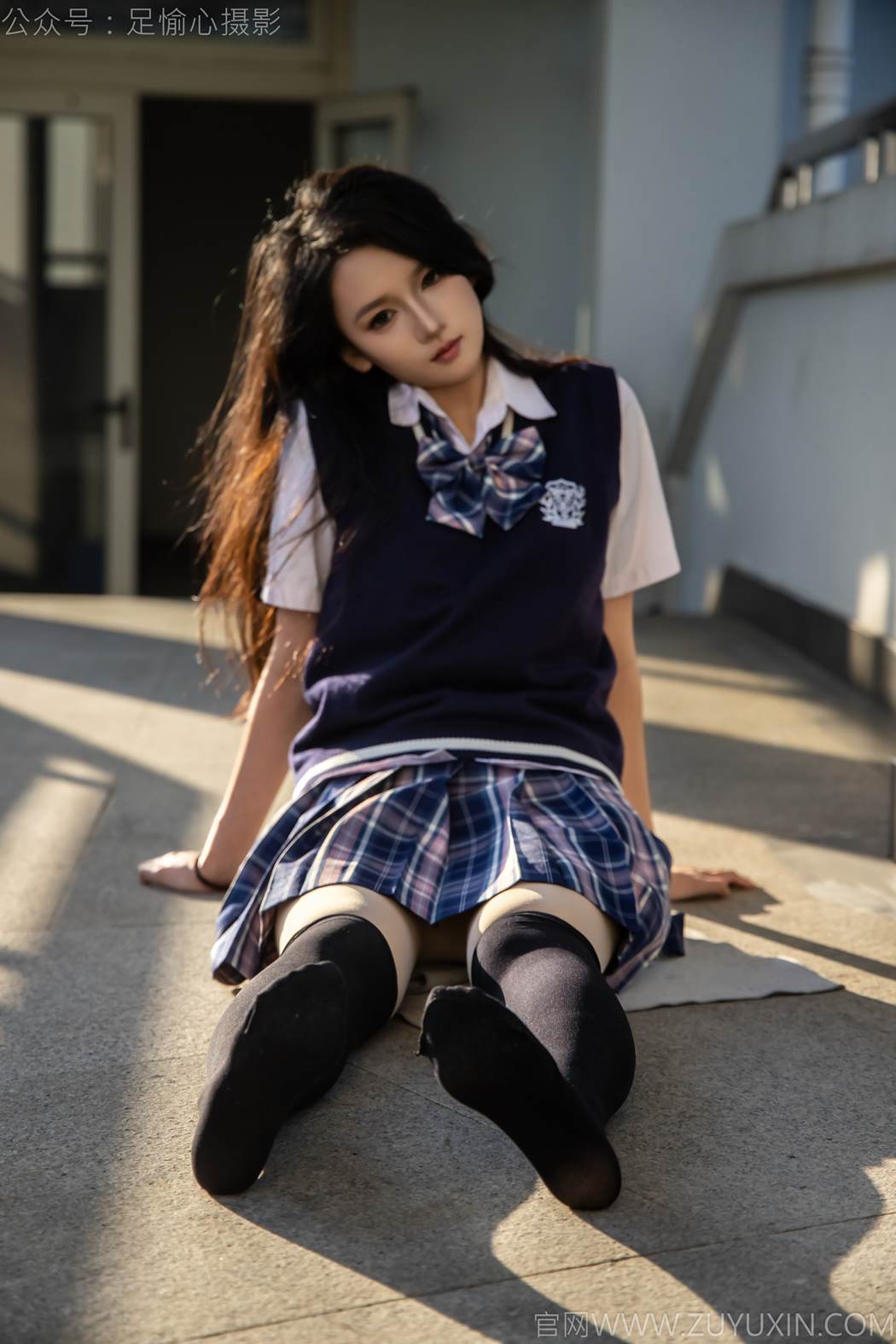 图片[41]-足愉心 NO.019 果酱（搭配：JK制服、小皮鞋、黑色丝袜、肉色打底裤）[73P] – 速更版-美库