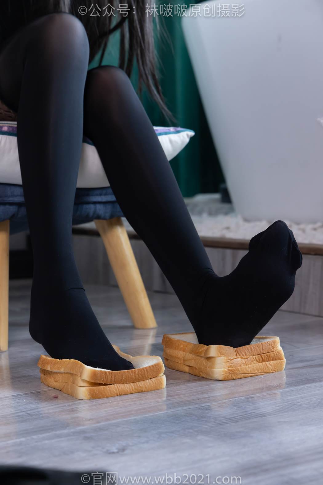 图片[40]-[BoBoSocks袜啵啵]NO.585 小甜豆-高跟鞋、大腿黑丝、踩面包剧情[90P] – 速更版-美库