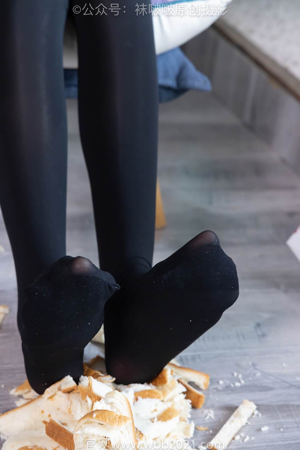 图片[69]-[BoBoSocks袜啵啵]NO.585 小甜豆-高跟鞋、大腿黑丝、踩面包剧情[90P] – 速更版-美库