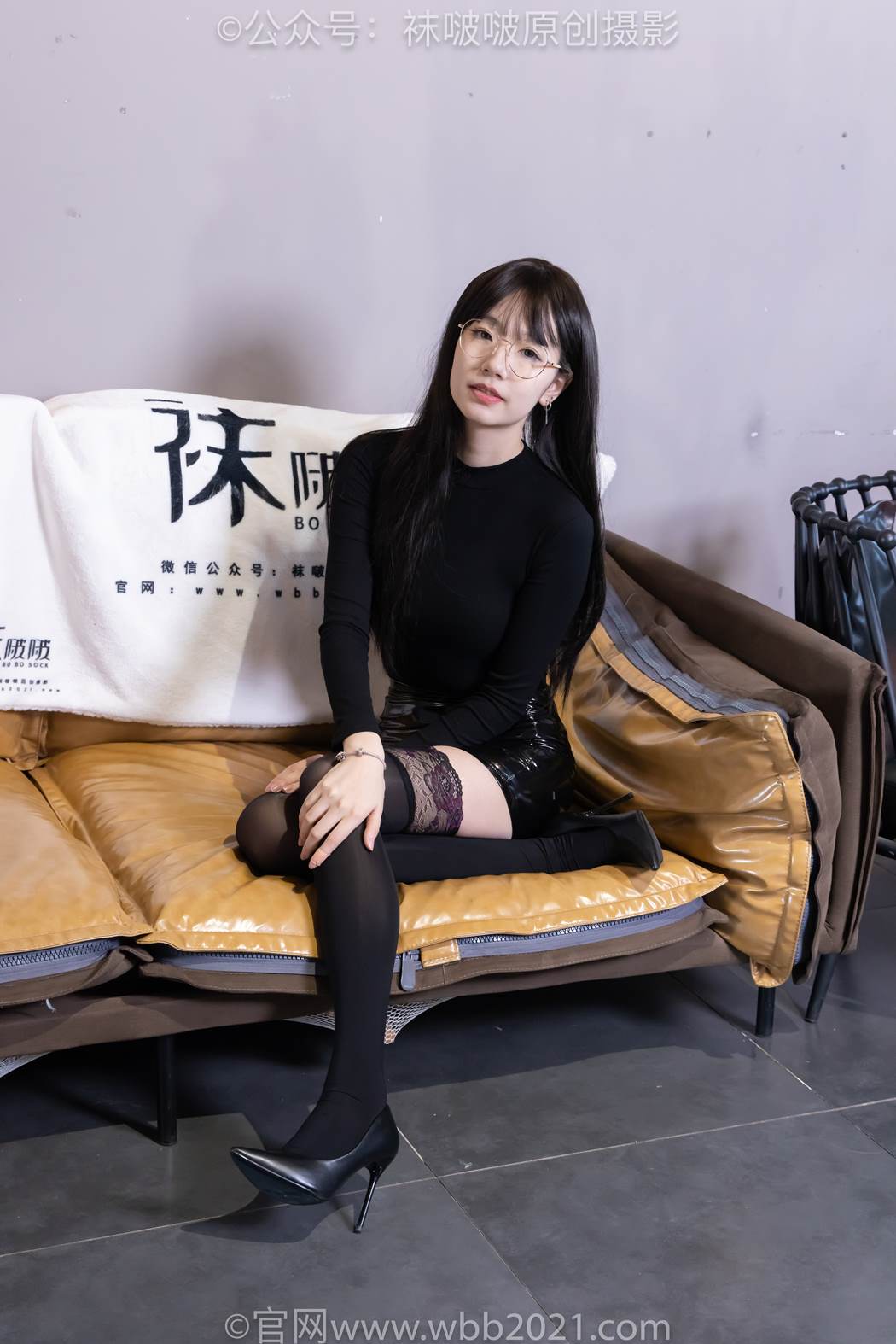 图片[86]-[BoBoSocks袜啵啵]NO.585 小甜豆-高跟鞋、大腿黑丝、踩面包剧情[90P] – 速更版-美库