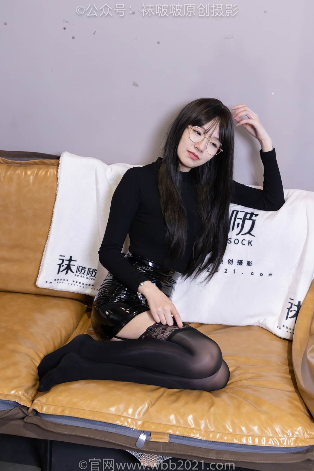 图片[89]-[BoBoSocks袜啵啵]NO.585 小甜豆-高跟鞋、大腿黑丝、踩面包剧情[90P] – 速更版-美库