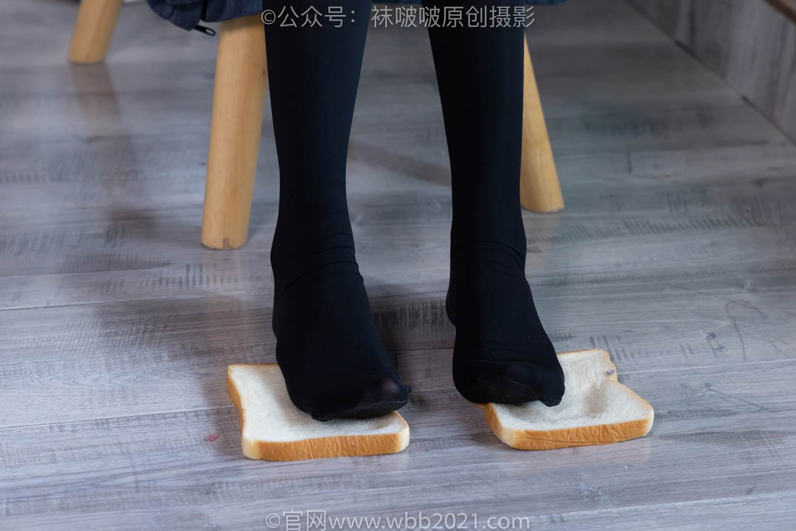 图片[91]-[BoBoSocks袜啵啵]NO.585 小甜豆-高跟鞋、大腿黑丝、踩面包剧情[90P] – 速更版-美库