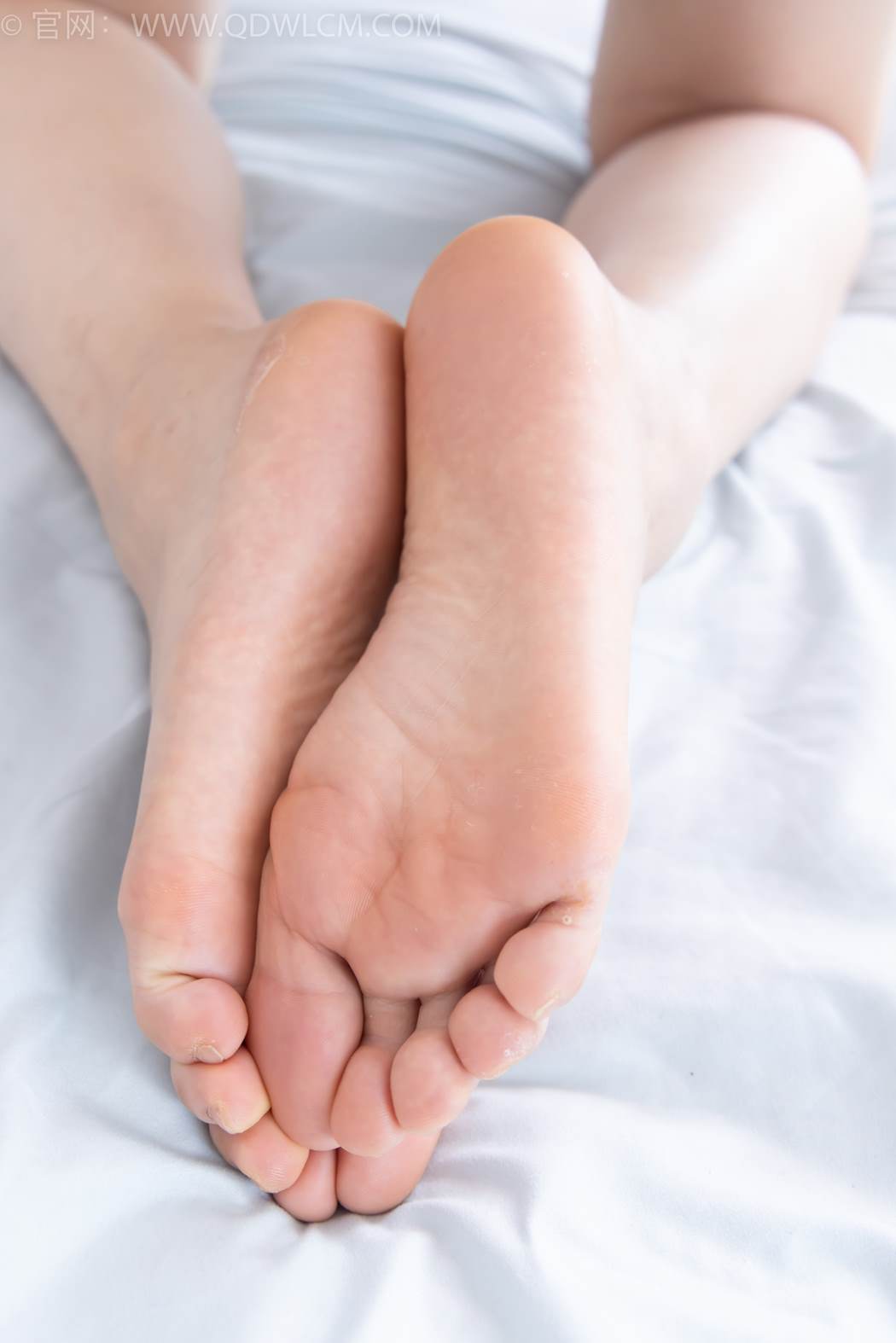 图片[73]-物恋传媒 NO.2421 小紫-高跟鞋、薄灰丝、裸足[120P] – 速更版-美库