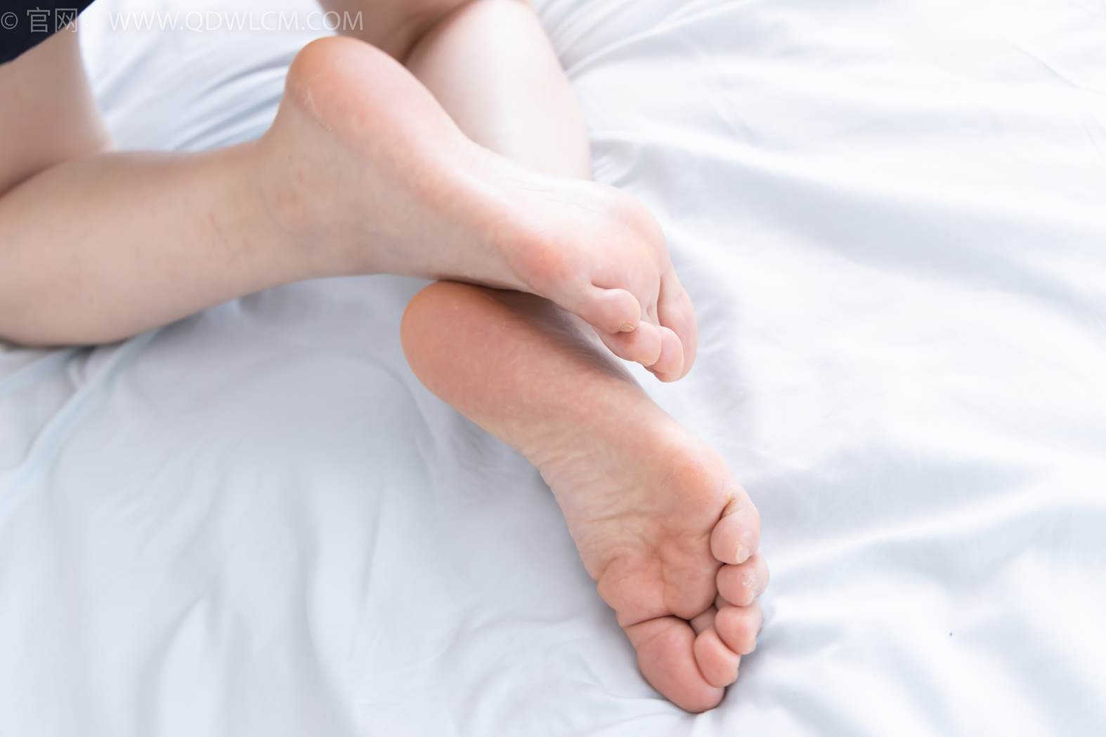 图片[95]-物恋传媒 NO.2421 小紫-高跟鞋、薄灰丝、裸足[120P] – 速更版-美库