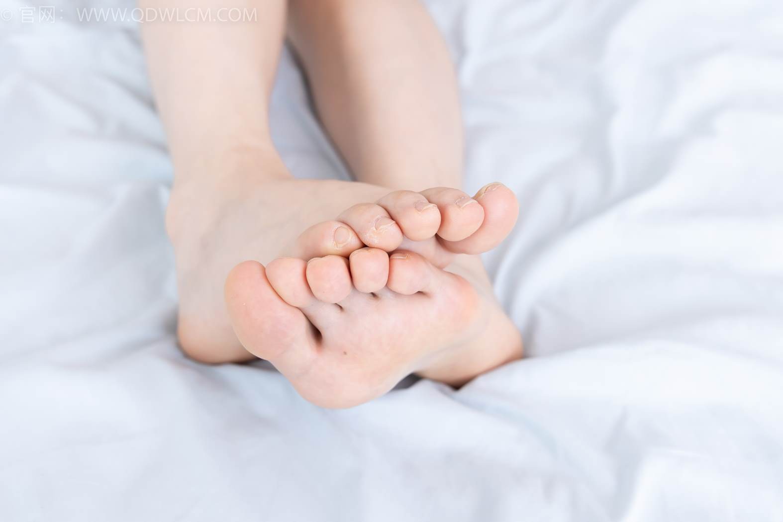 图片[110]-物恋传媒 NO.2421 小紫-高跟鞋、薄灰丝、裸足[120P] – 速更版-美库