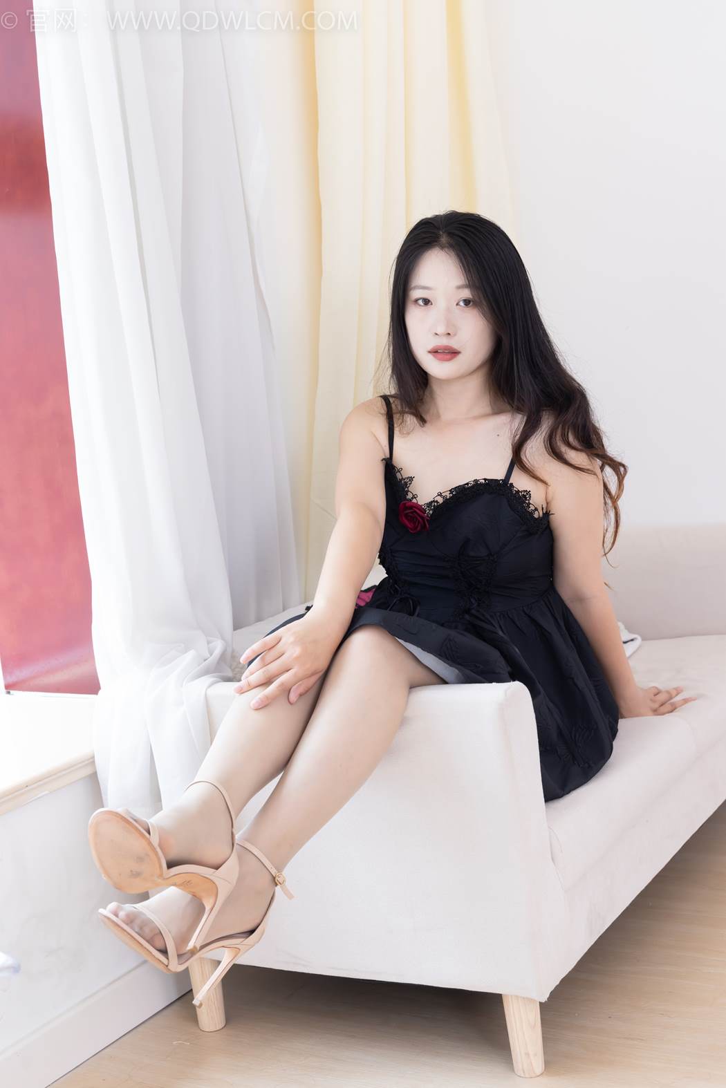 图片[119]-物恋传媒 NO.2421 小紫-高跟鞋、薄灰丝、裸足[120P] – 速更版-美库