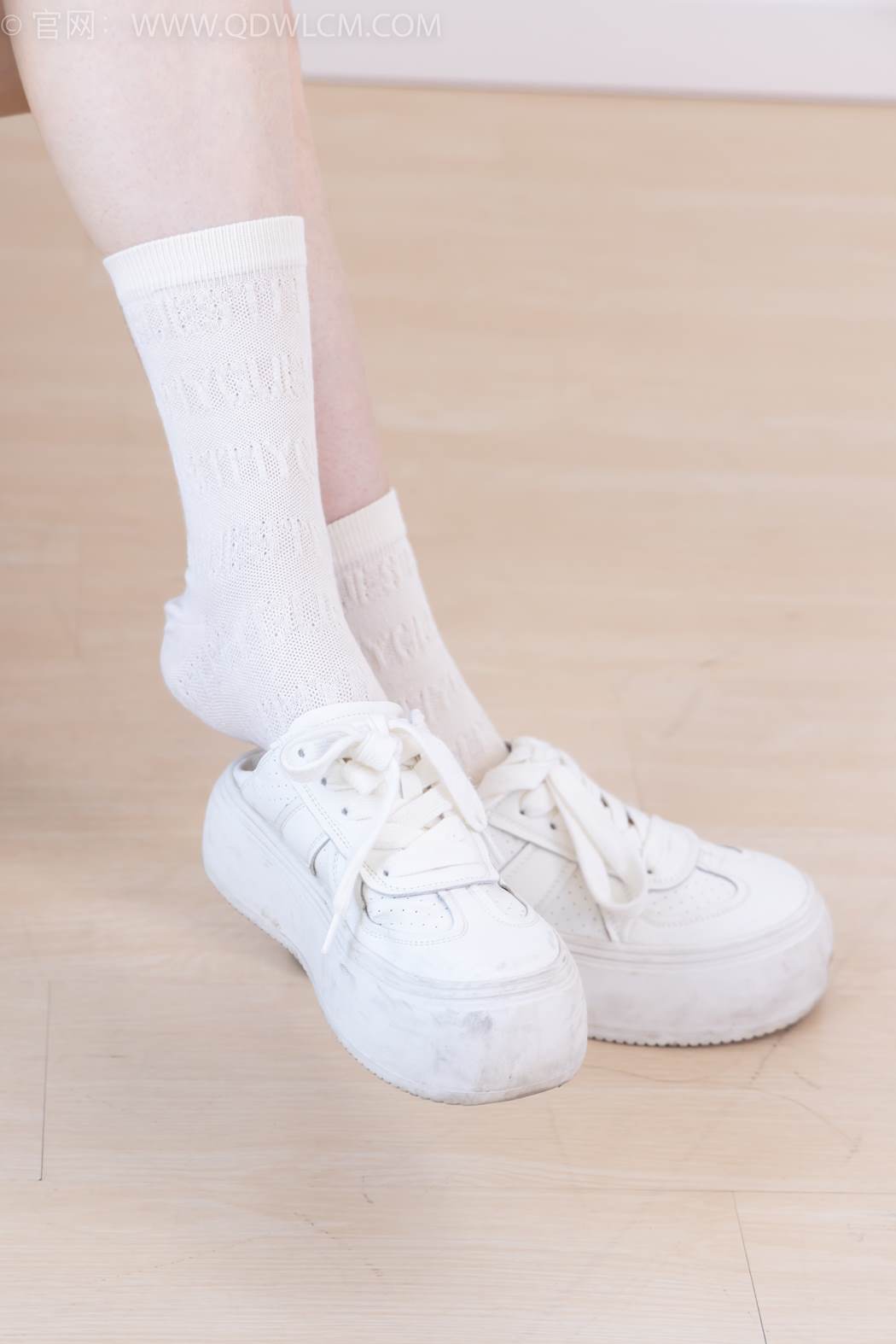 图片[16]-物恋传媒 NO.2422 贝壳-帆布鞋、白棉袜、裸足[150P] – 速更版-美库