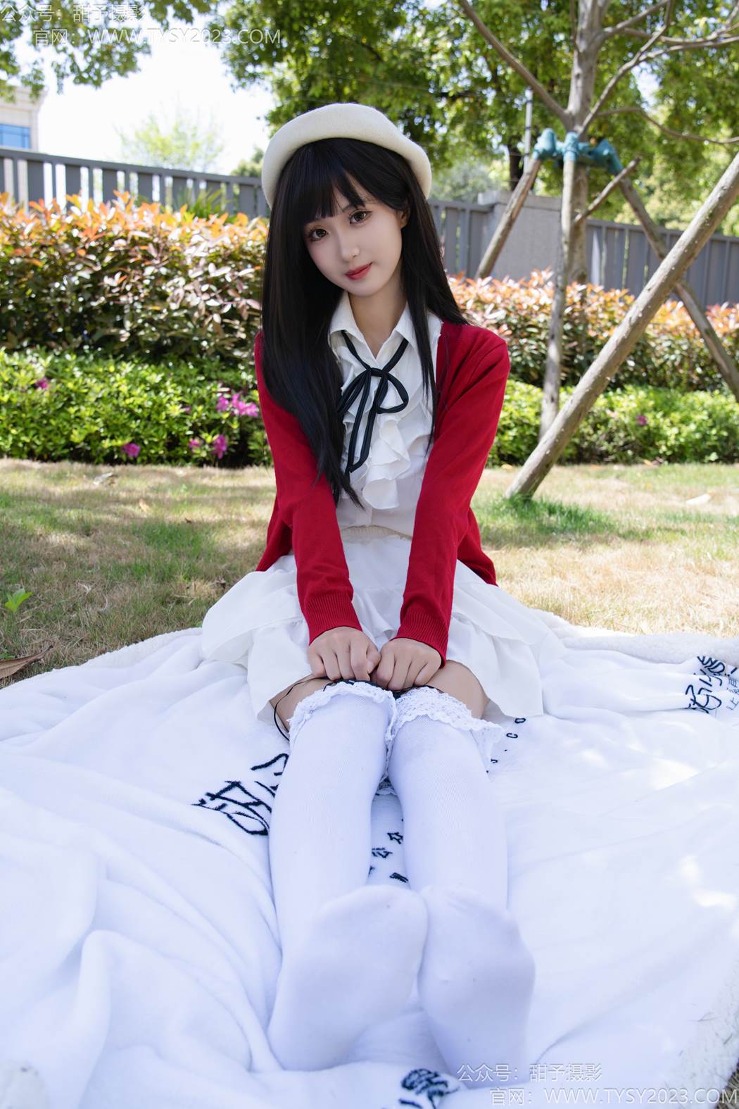 图片[31]-甜予摄影 NO.197 小甜桃-皮鞋、大腿袜、裸足[111P] – 速更版-美库