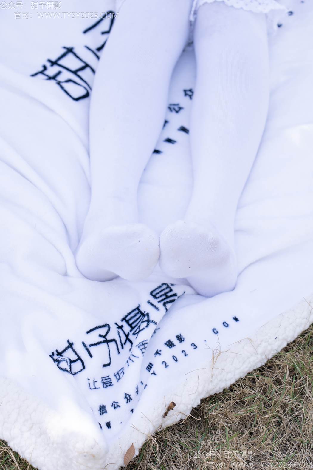 图片[51]-甜予摄影 NO.197 小甜桃-皮鞋、大腿袜、裸足[111P] – 速更版-美库