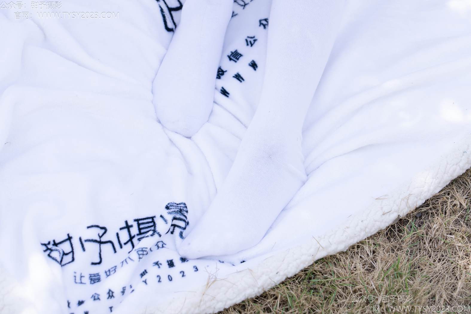 图片[56]-甜予摄影 NO.197 小甜桃-皮鞋、大腿袜、裸足[111P] – 速更版-美库