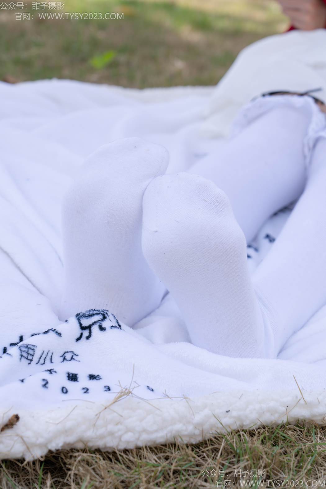 图片[69]-甜予摄影 NO.197 小甜桃-皮鞋、大腿袜、裸足[111P] – 速更版-美库