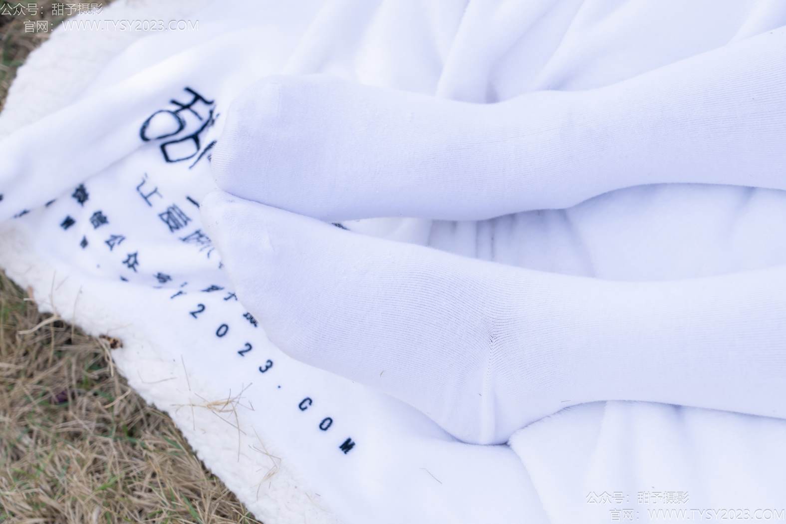 图片[74]-甜予摄影 NO.197 小甜桃-皮鞋、大腿袜、裸足[111P] – 速更版-美库