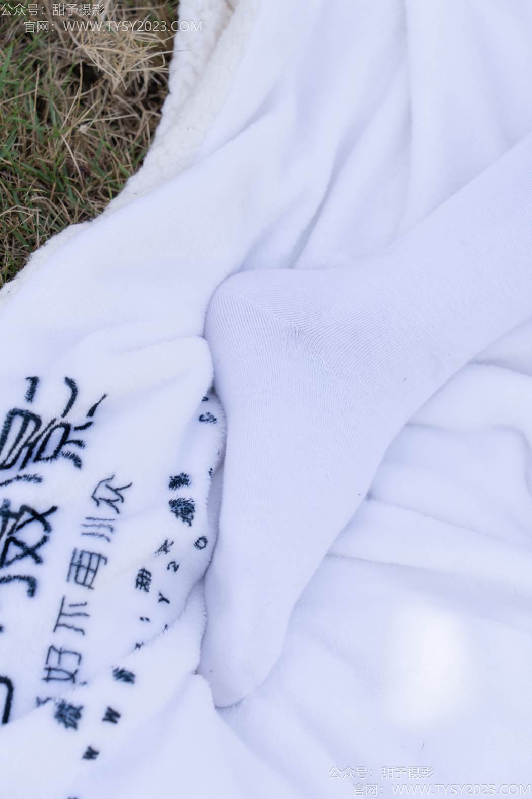 图片[75]-甜予摄影 NO.197 小甜桃-皮鞋、大腿袜、裸足[111P] – 速更版-美库