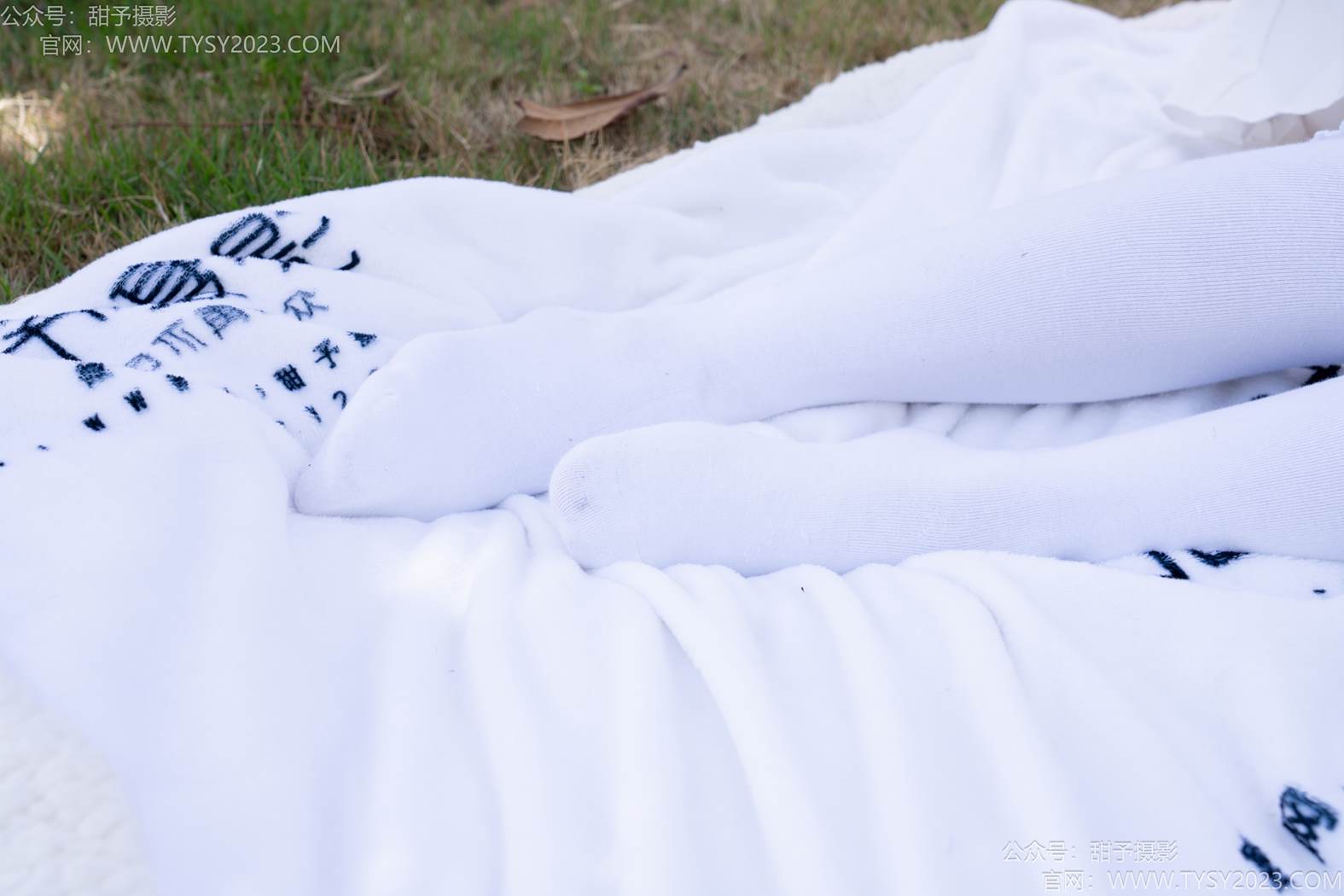 图片[77]-甜予摄影 NO.197 小甜桃-皮鞋、大腿袜、裸足[111P] – 速更版-美库