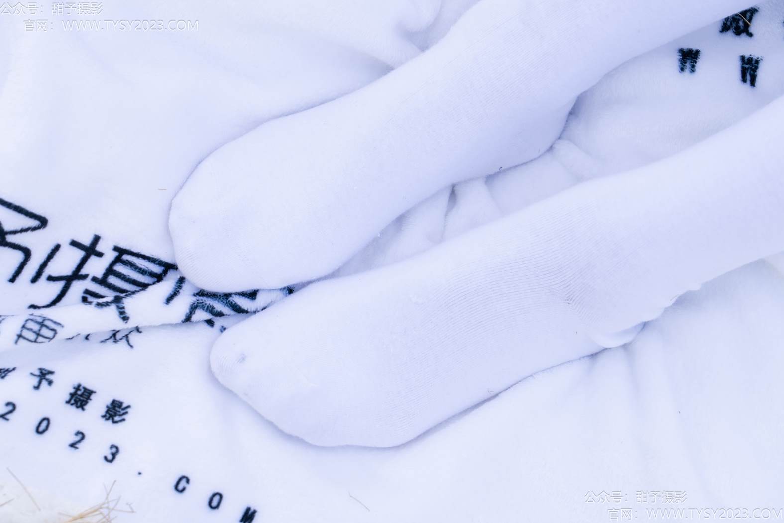 图片[92]-甜予摄影 NO.197 小甜桃-皮鞋、大腿袜、裸足[111P] – 速更版-美库