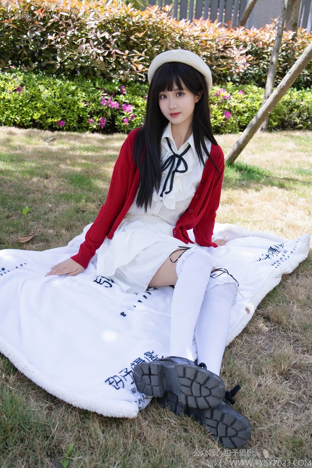 图片[111]-甜予摄影 NO.197 小甜桃-皮鞋、大腿袜、裸足[111P] – 速更版-美库