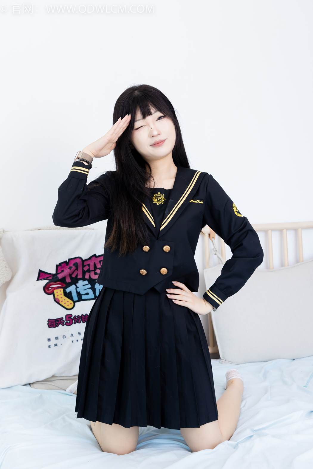 图片[18]-物恋传媒 NO.2423 嘟嘟-JK制服、板鞋、白色蕾丝船袜、裸足[126P] – 速更版-美库