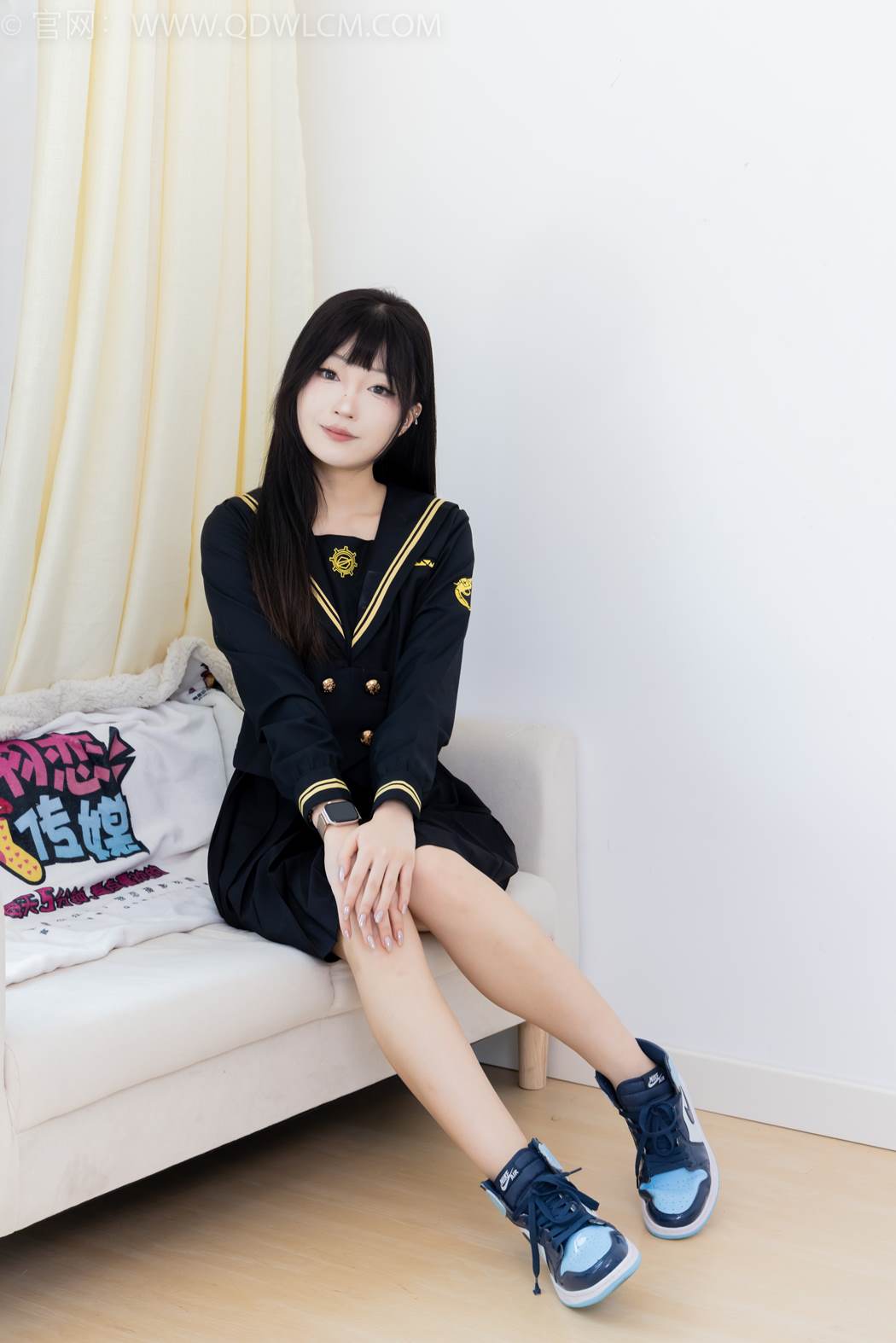 图片[26]-物恋传媒 NO.2423 嘟嘟-JK制服、板鞋、白色蕾丝船袜、裸足[126P] – 速更版-美库