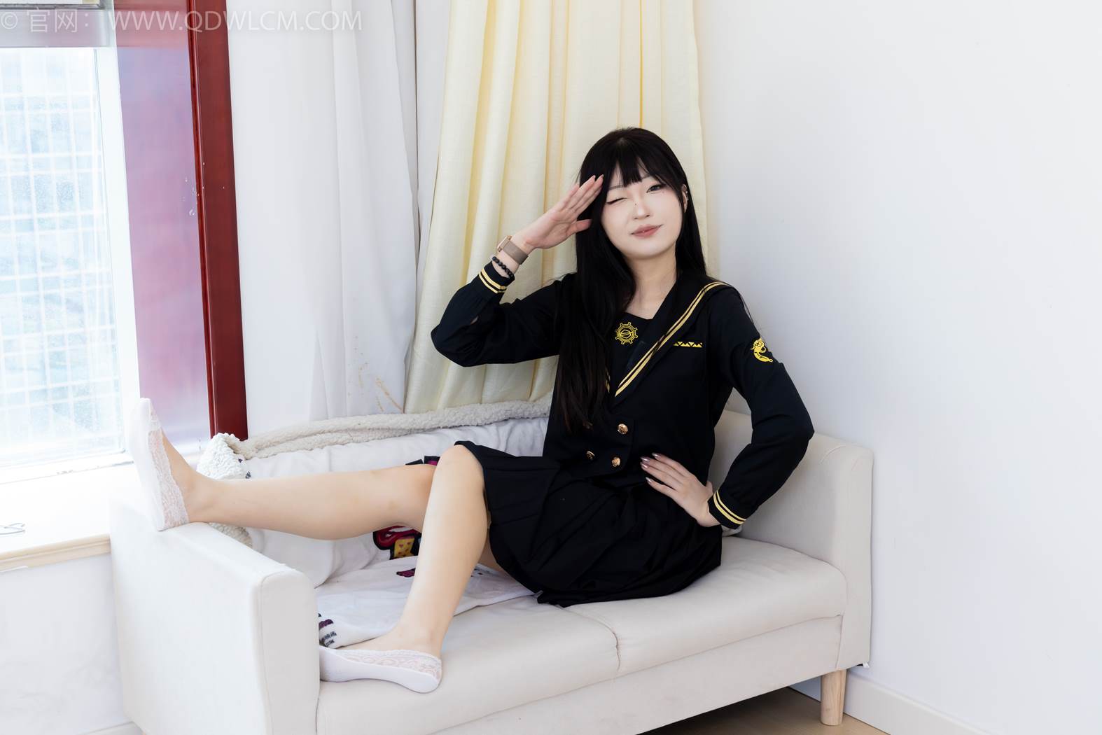 图片[35]-物恋传媒 NO.2423 嘟嘟-JK制服、板鞋、白色蕾丝船袜、裸足[126P] – 速更版-美库