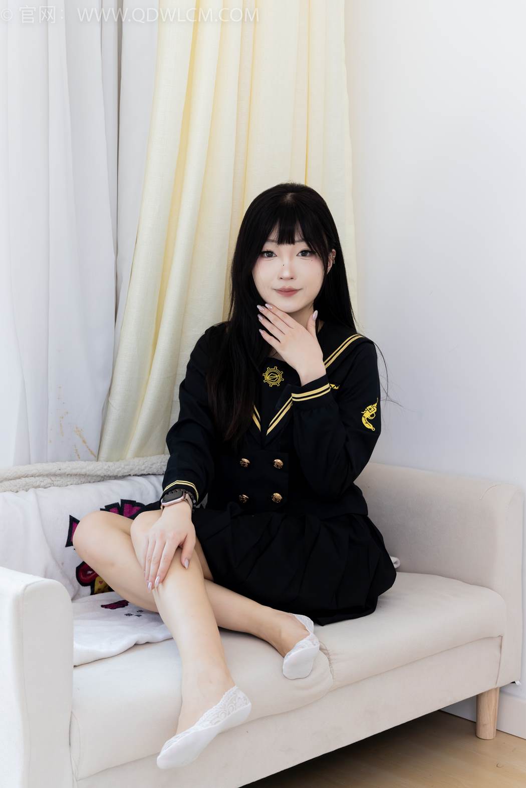 图片[38]-物恋传媒 NO.2423 嘟嘟-JK制服、板鞋、白色蕾丝船袜、裸足[126P] – 速更版-美库