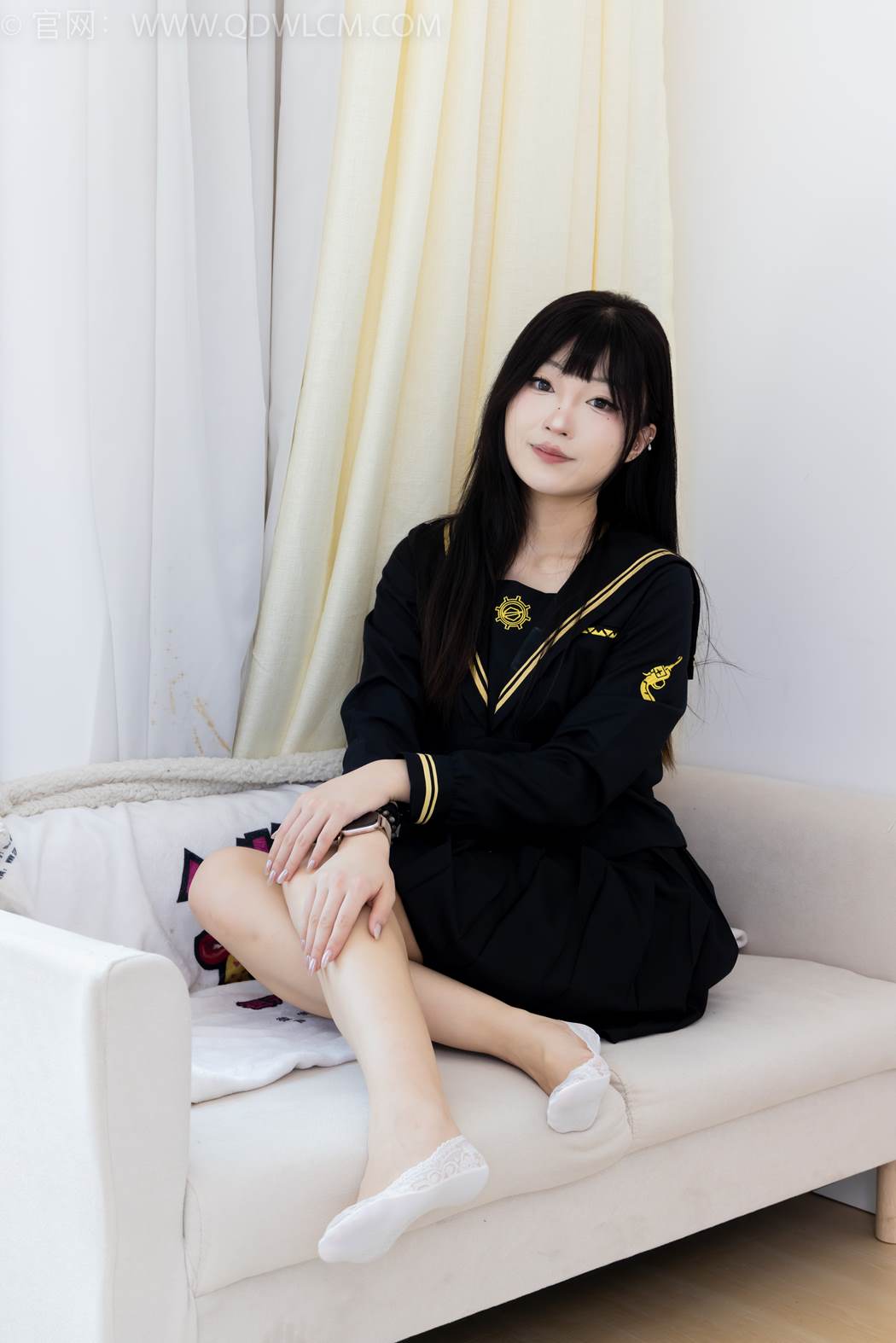 图片[39]-物恋传媒 NO.2423 嘟嘟-JK制服、板鞋、白色蕾丝船袜、裸足[126P] – 速更版-美库