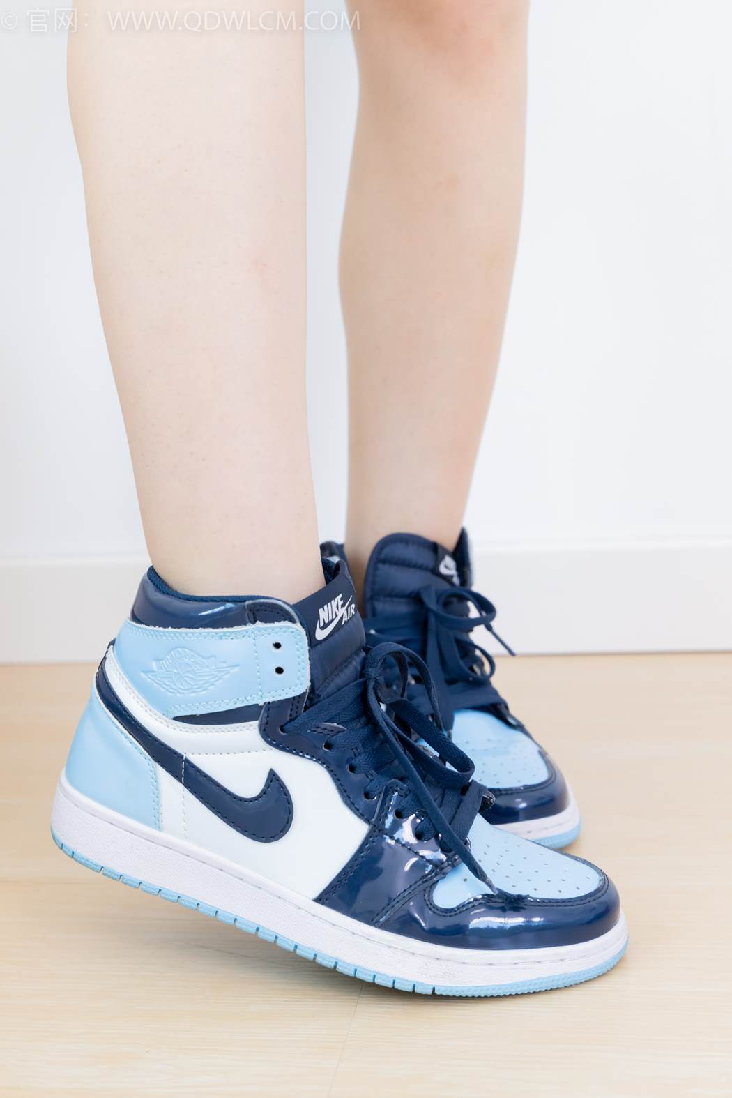 图片[42]-物恋传媒 NO.2423 嘟嘟-JK制服、板鞋、白色蕾丝船袜、裸足[126P] – 速更版-美库