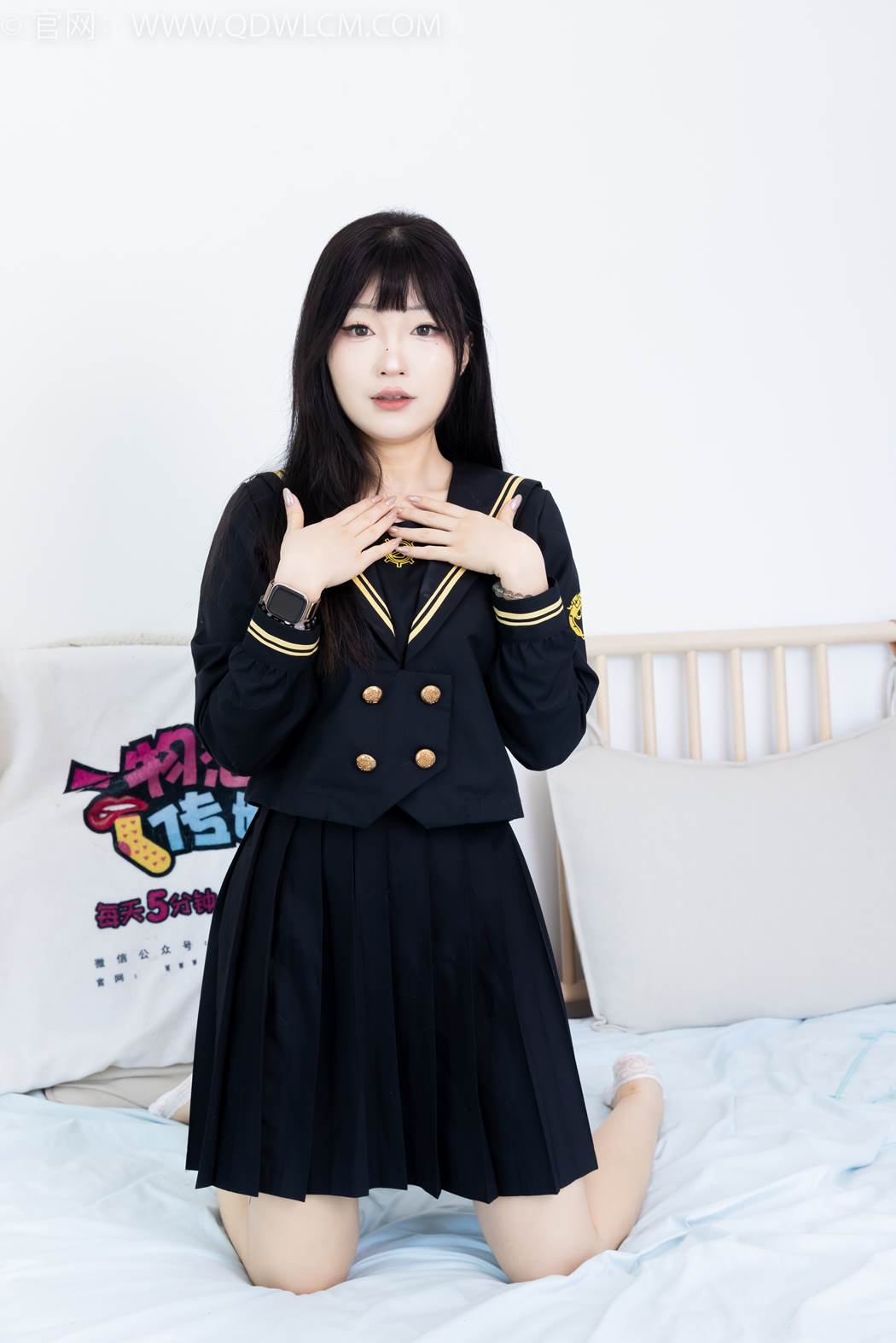 图片[54]-物恋传媒 NO.2423 嘟嘟-JK制服、板鞋、白色蕾丝船袜、裸足[126P] – 速更版-美库