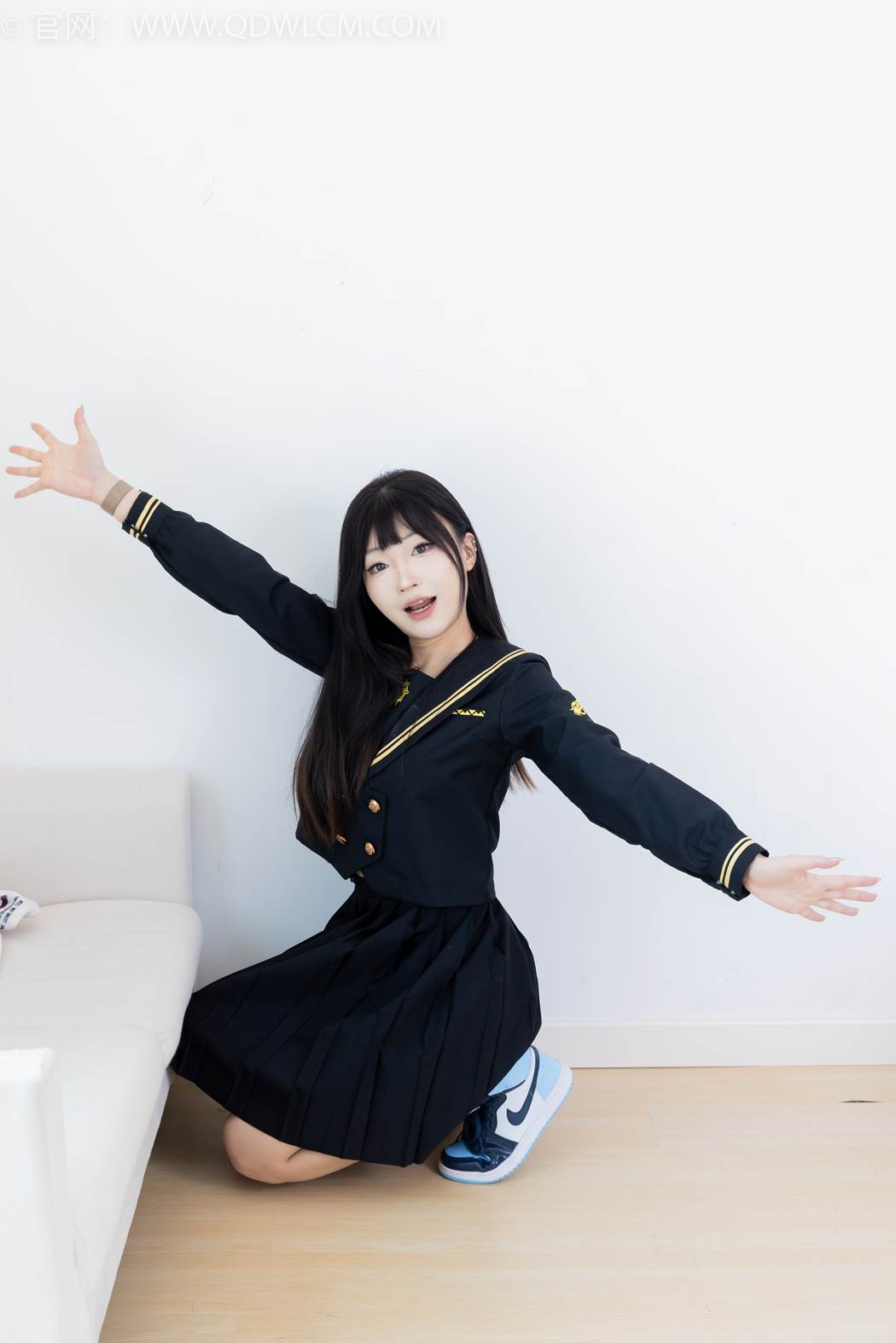 图片[85]-物恋传媒 NO.2423 嘟嘟-JK制服、板鞋、白色蕾丝船袜、裸足[126P] – 速更版-美库