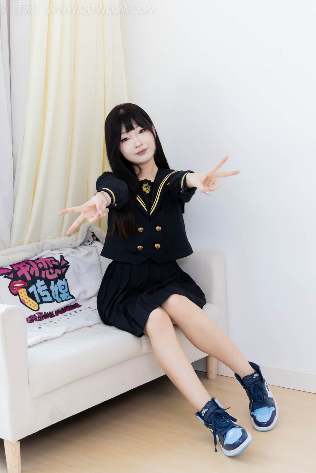 图片[124]-物恋传媒 NO.2423 嘟嘟-JK制服、板鞋、白色蕾丝船袜、裸足[126P] – 速更版-美库