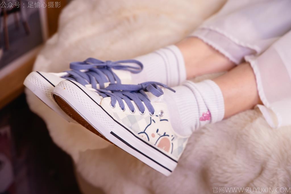 图片[90]-足愉心 NO.023 奶芙（搭配：蓝色衬衫、白色长裙、帆布鞋、白色棉袜、裸足）[110P] – 速更版-美库