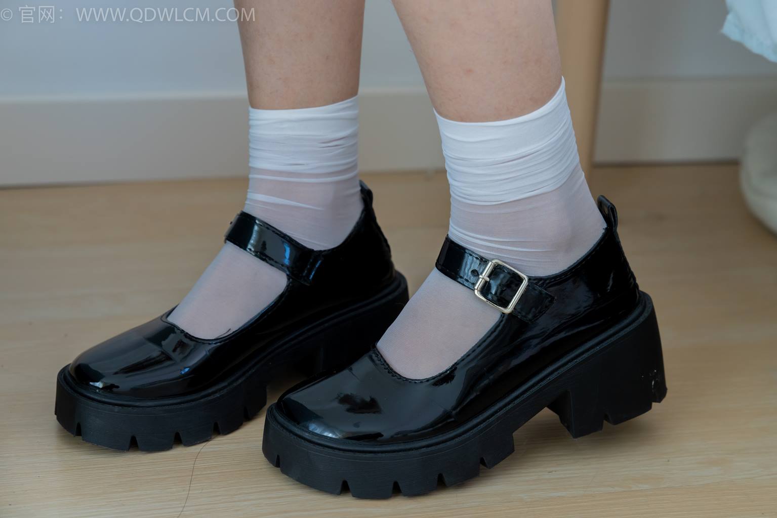 图片[23]-物恋传媒 NO.2427 泡泡-JK制服、皮鞋、短白丝[124P] – 速更版-美库