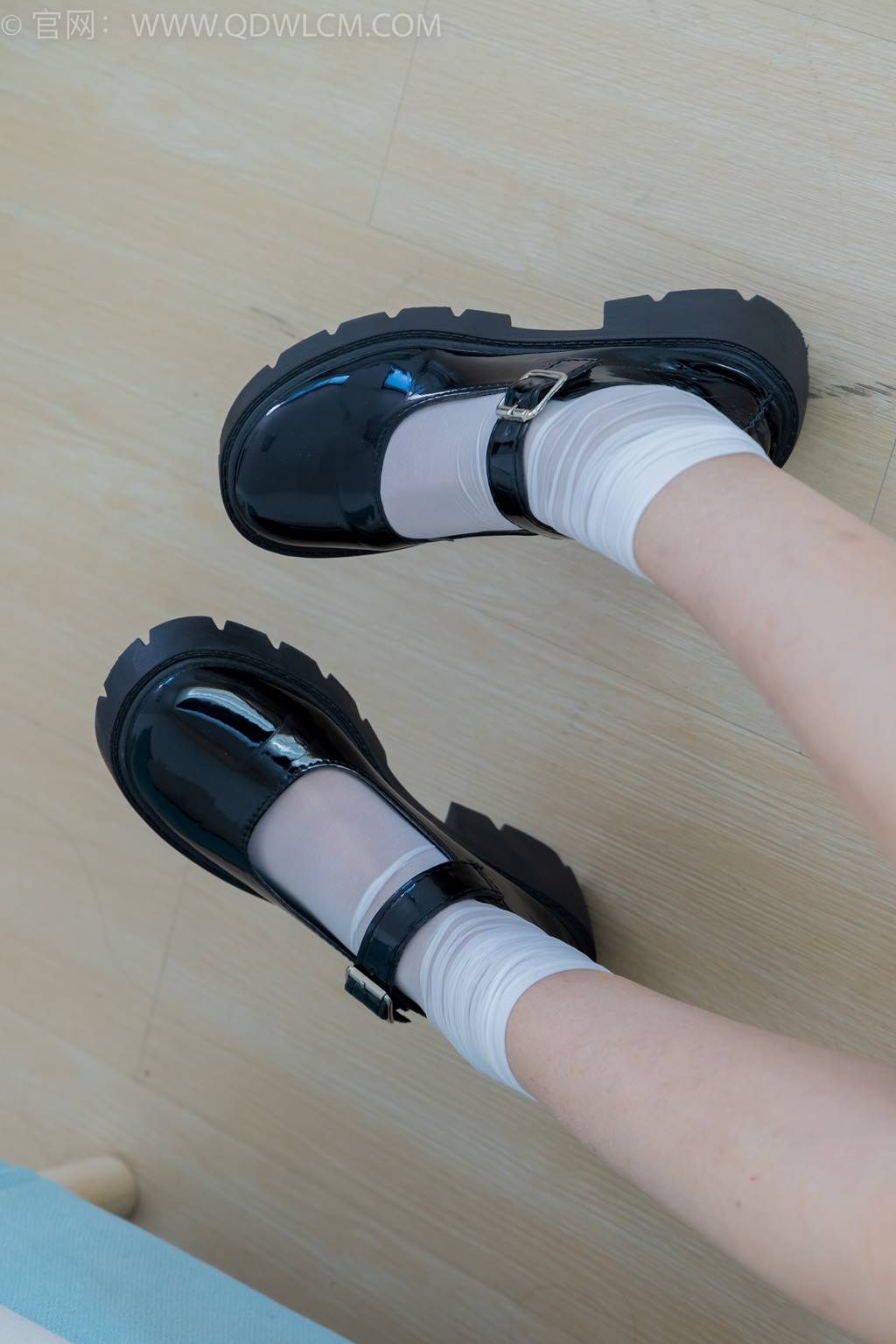 图片[121]-物恋传媒 NO.2427 泡泡-JK制服、皮鞋、短白丝[124P] – 速更版-美库