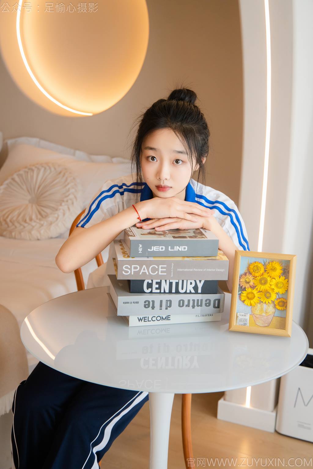 图片[36]-足愉心 NO.031 奶芙（搭配：校服、帆布鞋、白色棉袜、裸足）[110P] – 速更版-美库