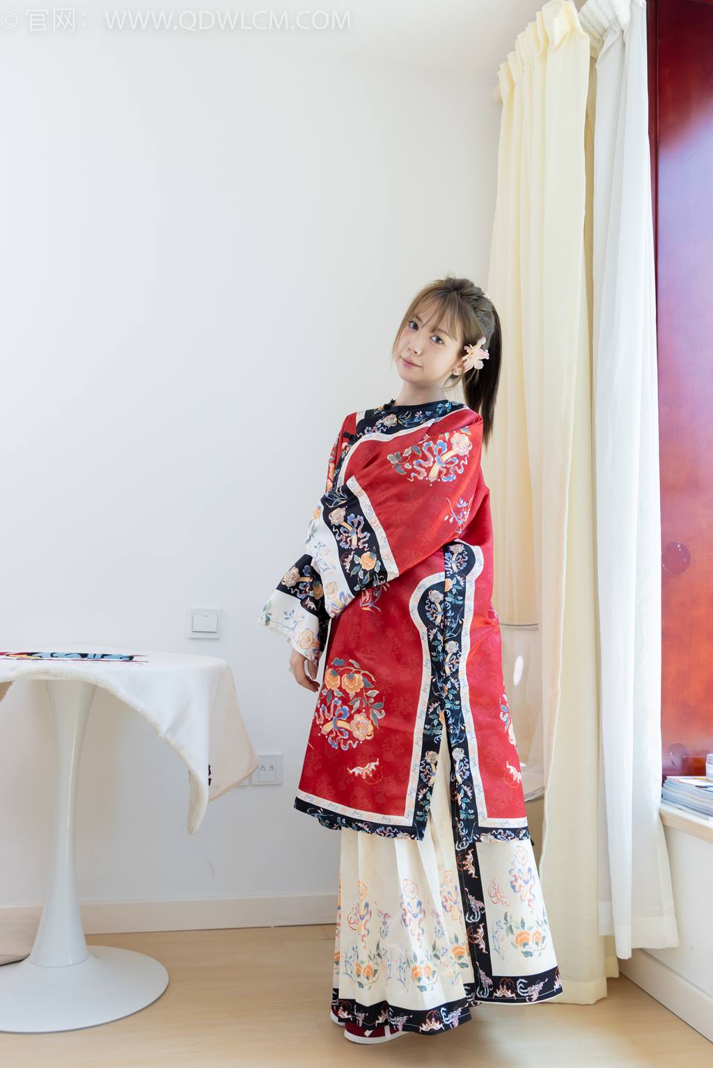 图片[150]-物恋传媒 NO.2429 小曦-汉服、布鞋、足袋、白棉袜[157P] – 速更版-美库