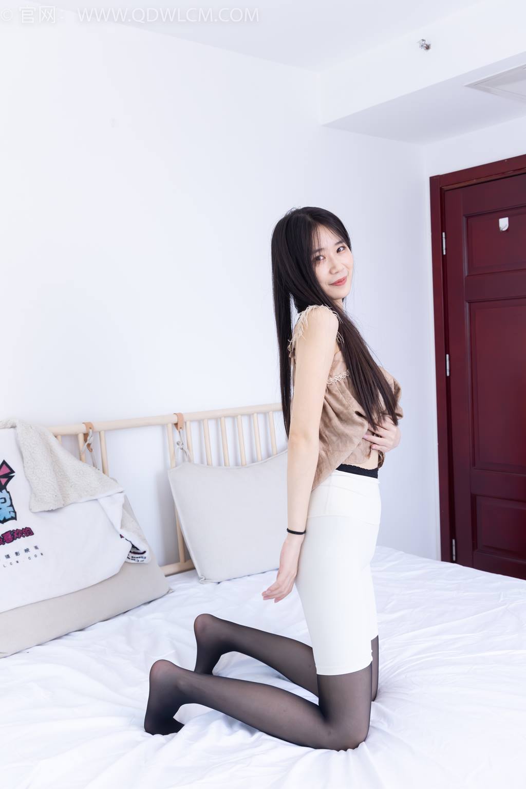 图片[44]-物恋传媒 NO.2430 菜菜-高跟鞋、薄黑丝[145P] – 速更版-美库