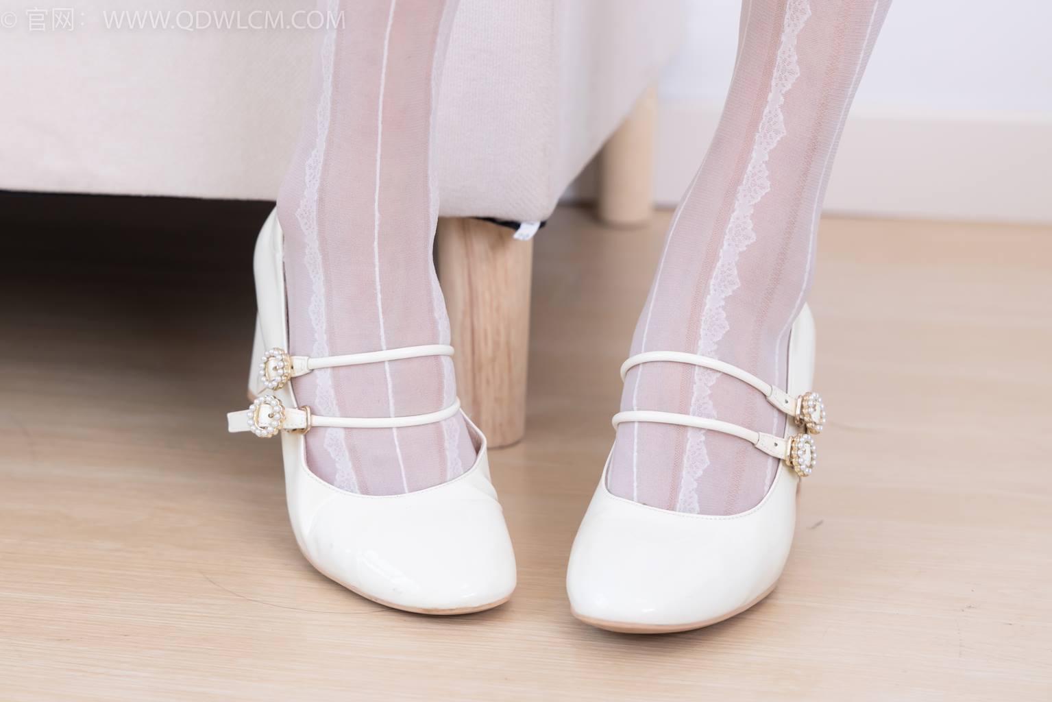 图片[24]-物恋传媒 NO.2431 茯苓-两双高跟鞋、两双丝[140P] – 速更版-美库