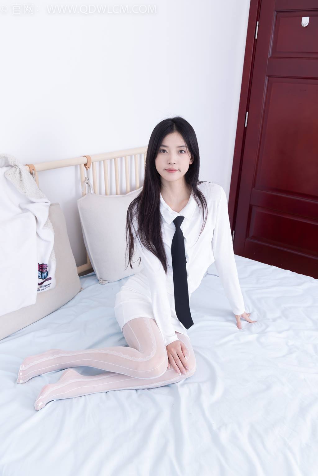 图片[26]-物恋传媒 NO.2431 茯苓-两双高跟鞋、两双丝[140P] – 速更版-美库