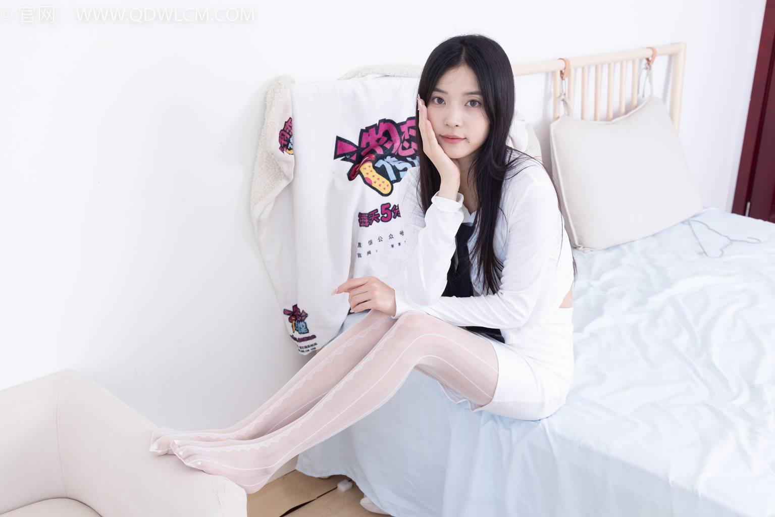 图片[64]-物恋传媒 NO.2431 茯苓-两双高跟鞋、两双丝[140P] – 速更版-美库