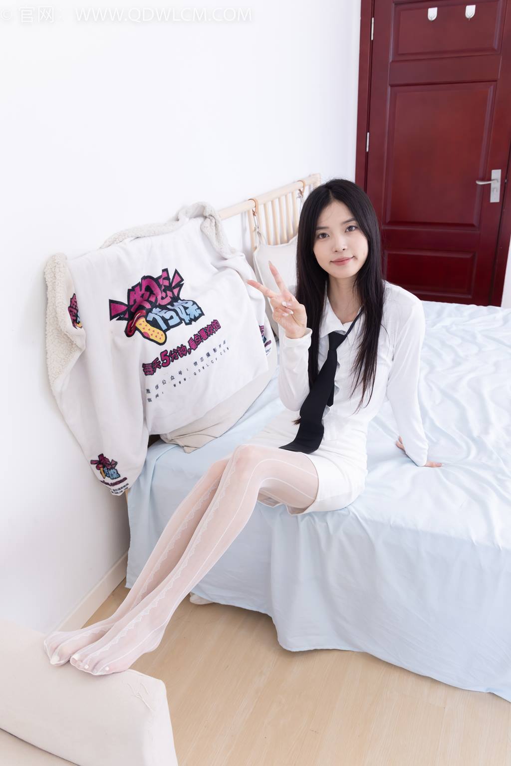 图片[66]-物恋传媒 NO.2431 茯苓-两双高跟鞋、两双丝[140P] – 速更版-美库