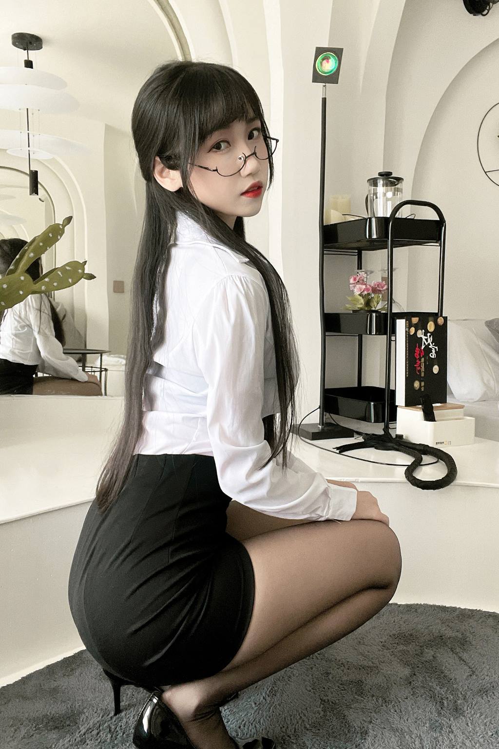 图片[14]-不呆猫  – 黑丝包臀OL[19P] – 速更版-美库