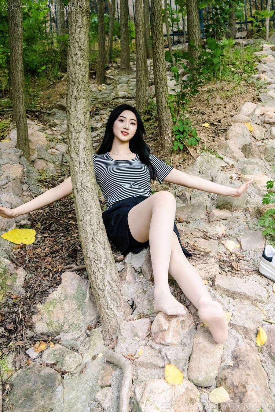 图片[17]-足愉心 NO.040 雅楠（搭配：体操服、白色短裙、白色棉袜、运动鞋）[80P] – 速更版-美库