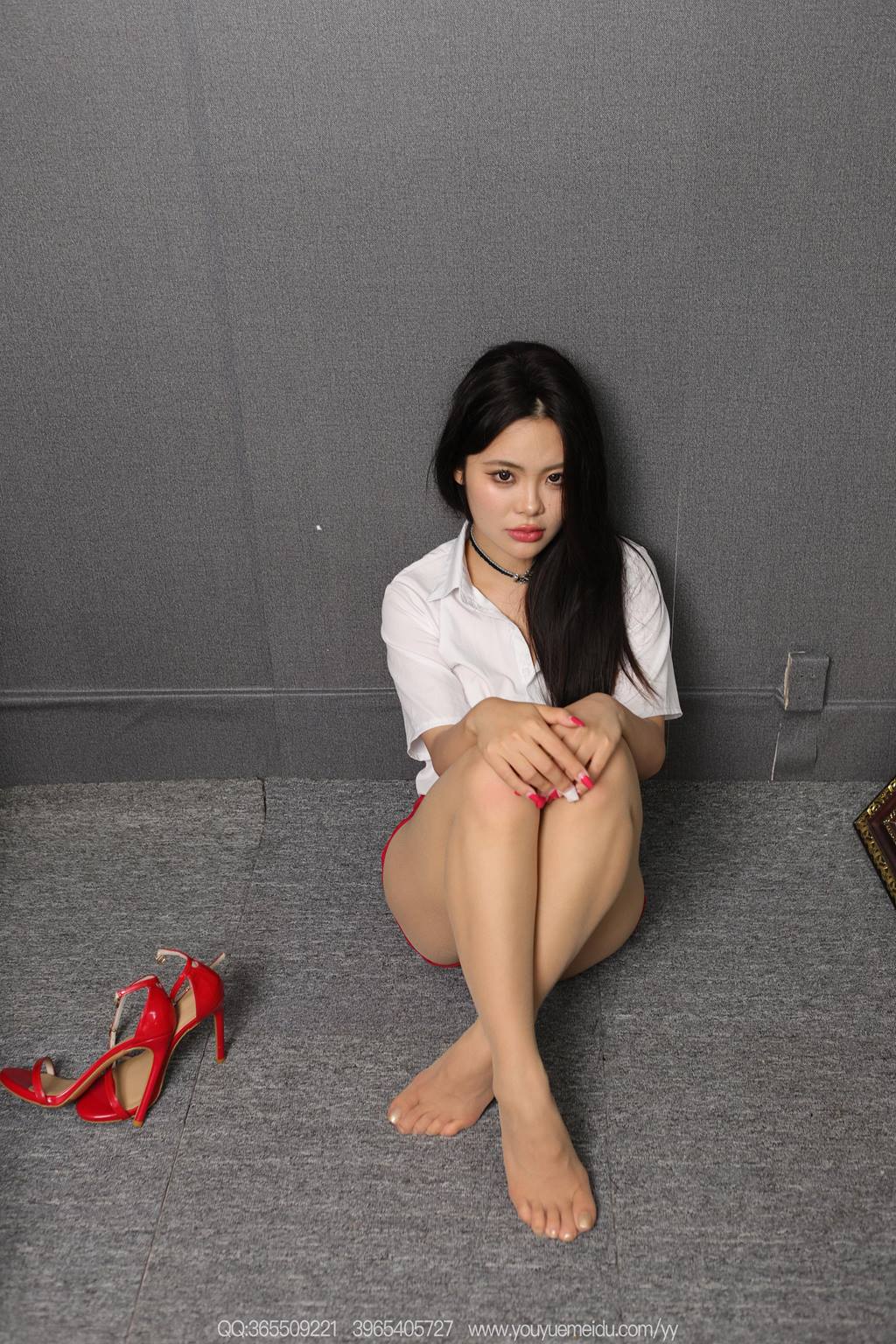 图片[36]-[IESS异思趣向] 2025.08.02 丝享家2121：兔兔《白衣红裤（下）》[80P] – 速更版-美库