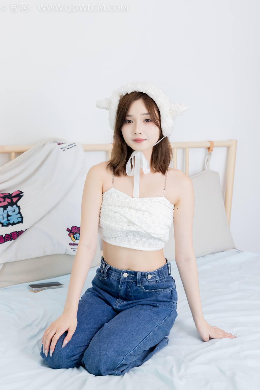 图片[26]-物恋传媒 NO.2432 橙子-运动鞋、白棉袜、裸足[130P] – 速更版-美库