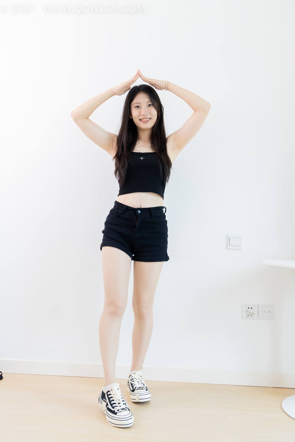 图片[101]-物恋传媒 NO.2433 奶糖-帆布鞋、白棉袜、肉丝[115P] – 速更版-美库