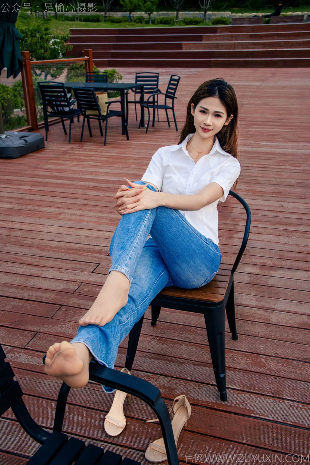 图片[13]-足愉心 NO.048 沐晴（搭配：白衬衣、牛仔长裤、肉色丝袜、浅色高跟鞋）[80P] – 速更版-美库