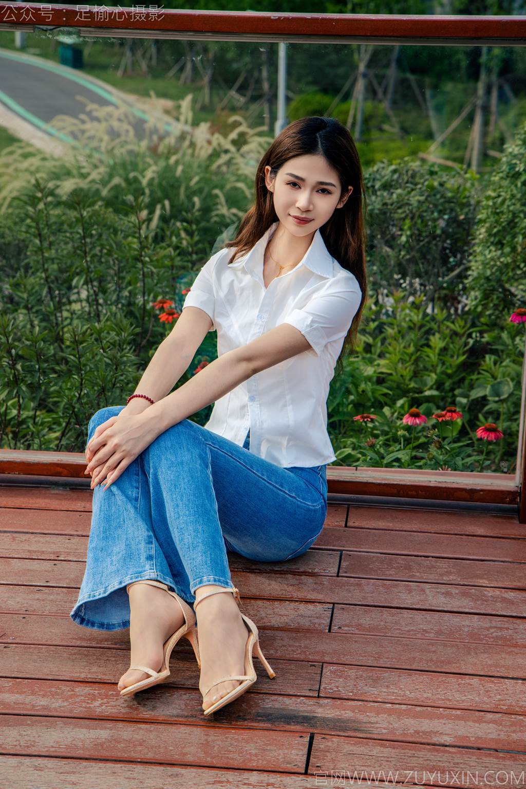 图片[18]-足愉心 NO.048 沐晴（搭配：白衬衣、牛仔长裤、肉色丝袜、浅色高跟鞋）[80P] – 速更版-美库