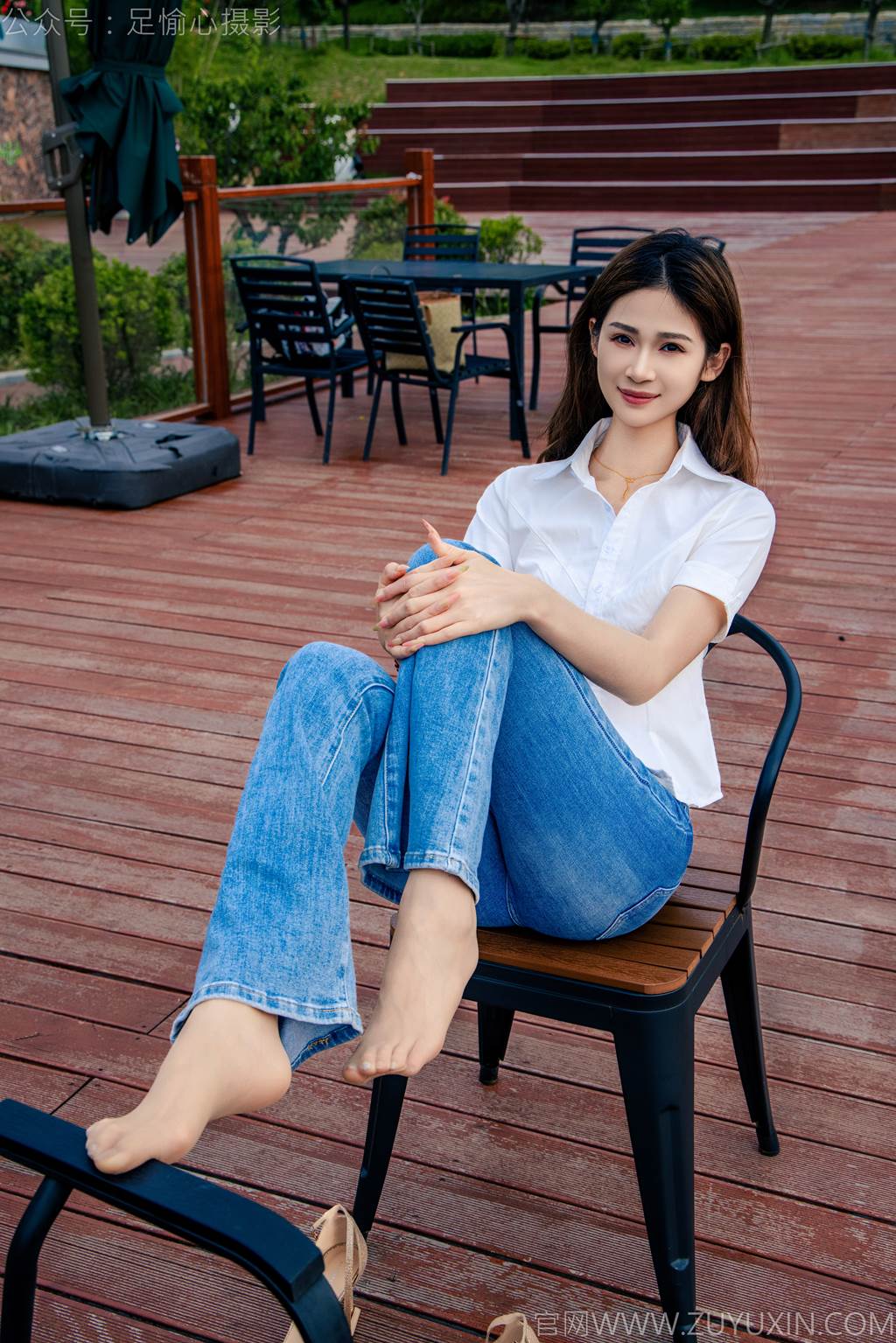 图片[21]-足愉心 NO.048 沐晴（搭配：白衬衣、牛仔长裤、肉色丝袜、浅色高跟鞋）[80P] – 速更版-美库