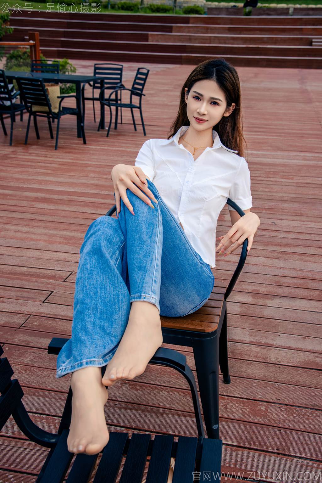 图片[28]-足愉心 NO.048 沐晴（搭配：白衬衣、牛仔长裤、肉色丝袜、浅色高跟鞋）[80P] – 速更版-美库